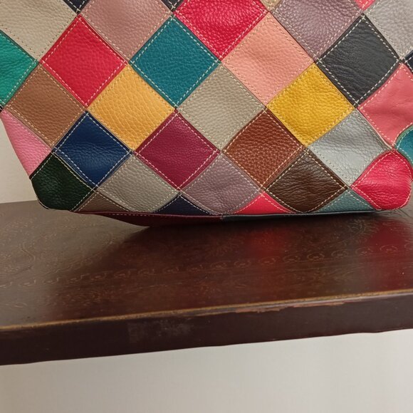Spring Step Multicolor Geometric Crossbody Bag - Picture 4 of 5